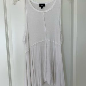 White tunic/tank